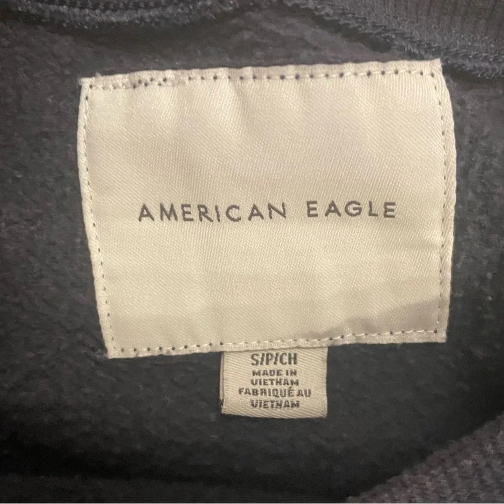 American Eagle Sweater - Picture 3 of 3